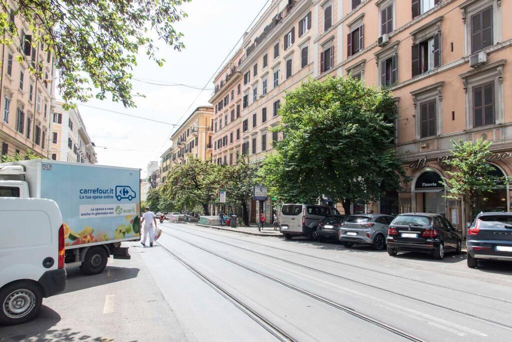 La Casa Di Marisela In Via Emanuele Filiberto Lejlighed Rom Eksteriør billede